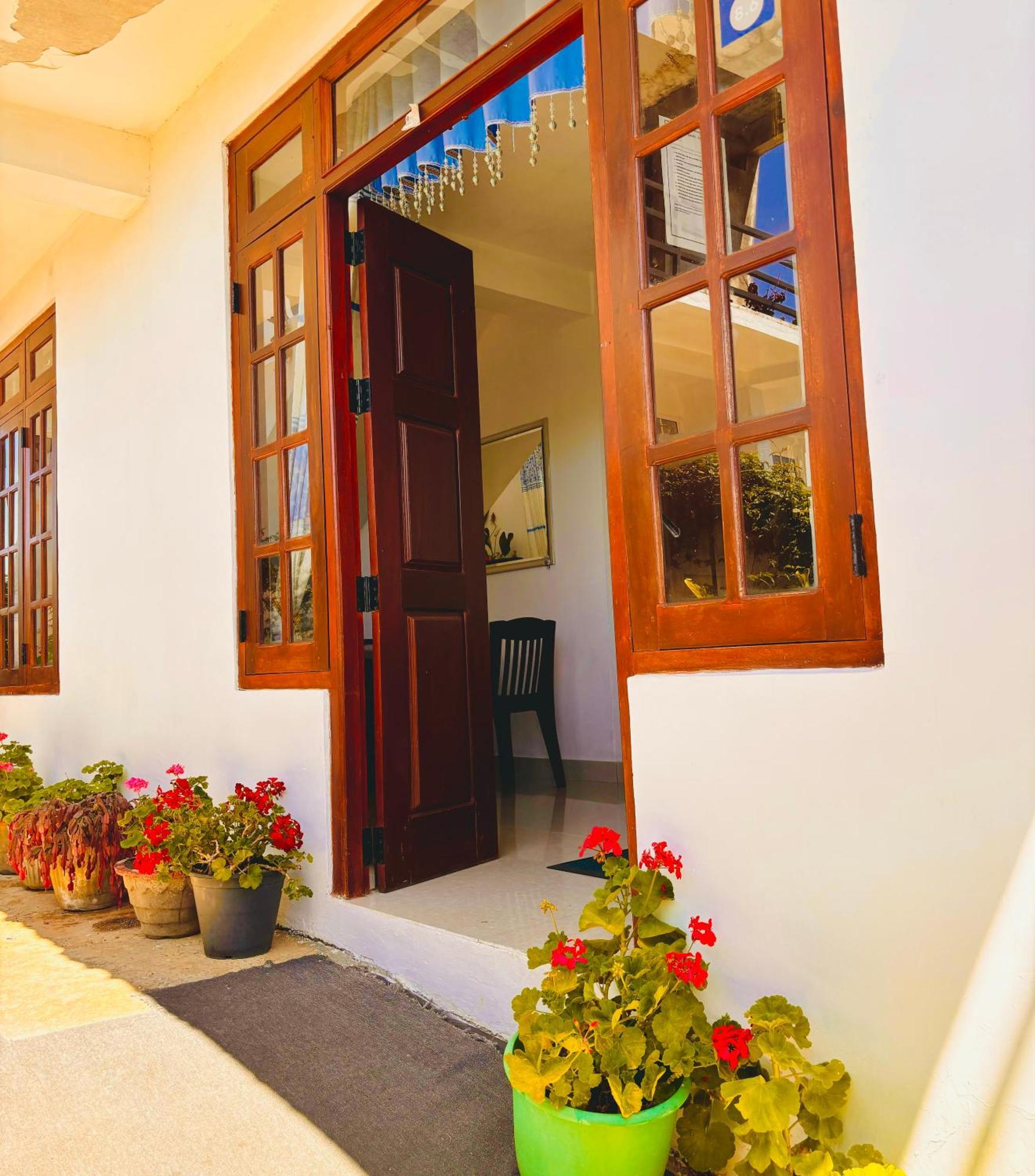 Shiny View Hotel Nuwara Eliya Exterior foto